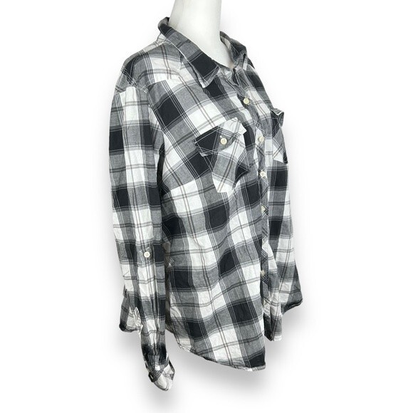 Torrid Plaid Long Sleeve Button Down Shirt Size 2 - Picture 2 of 8